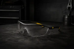 Zaštitne naočare za bezbedan rad